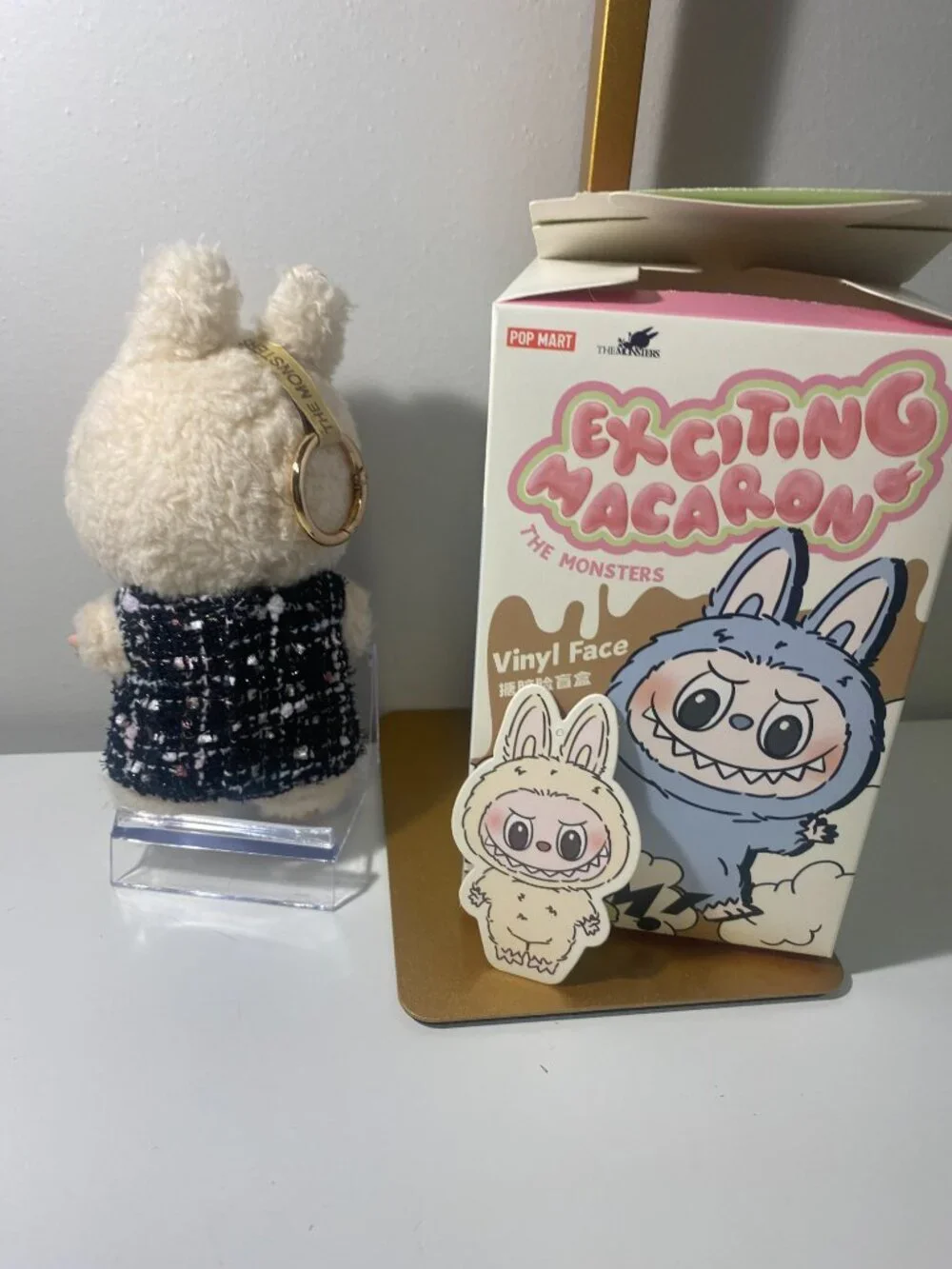 Authentic Exciting Macaroon LaBuBu Soymilk - Picture 2 of 2
